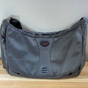 Tumi messenger/computer bag